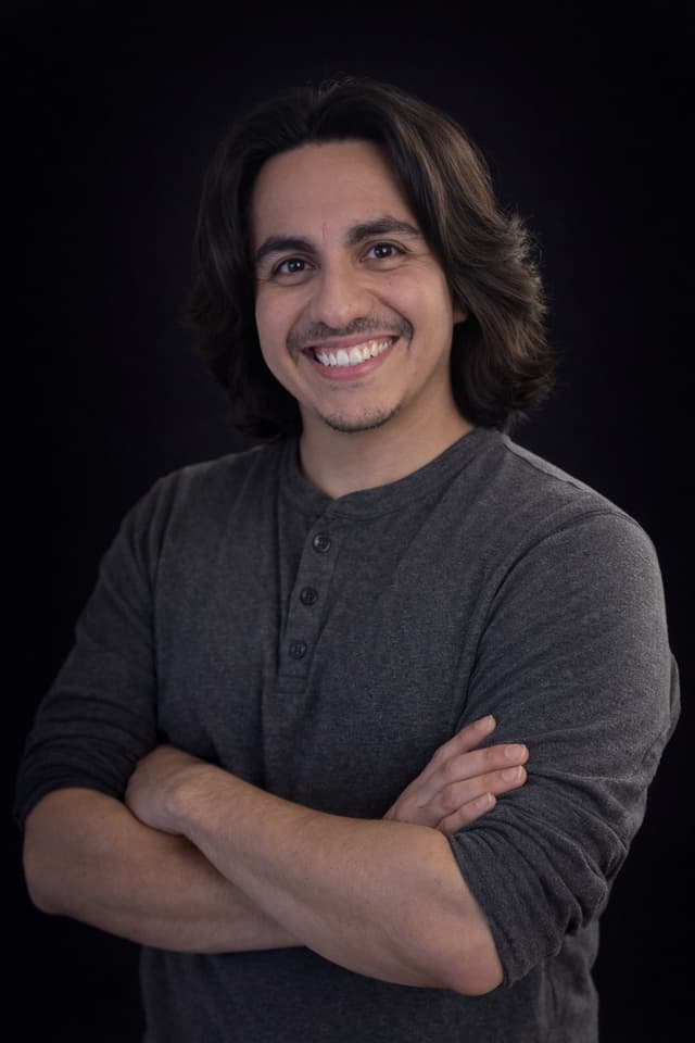 Headshot of Rafael Quijada